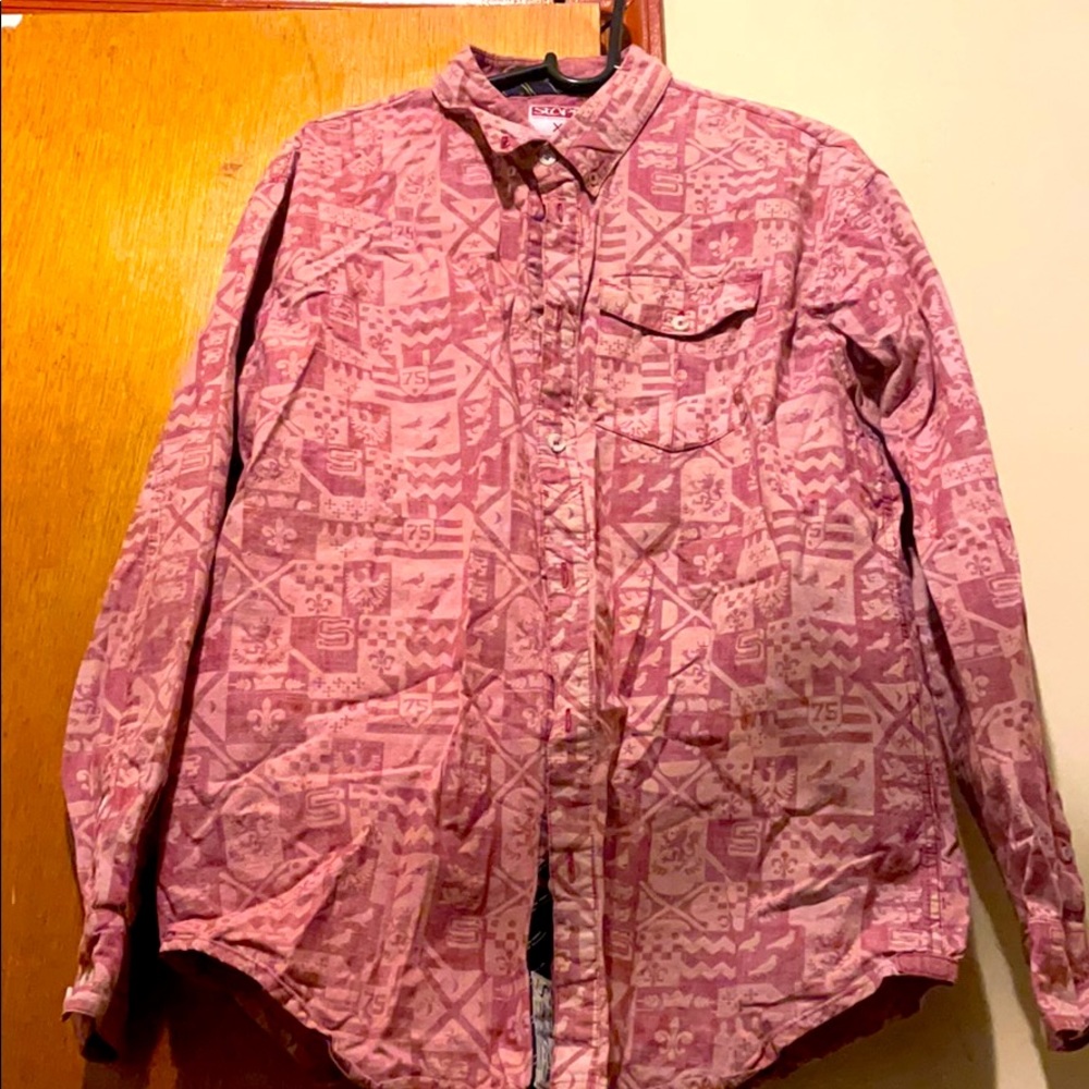 Staple long sleeve button up